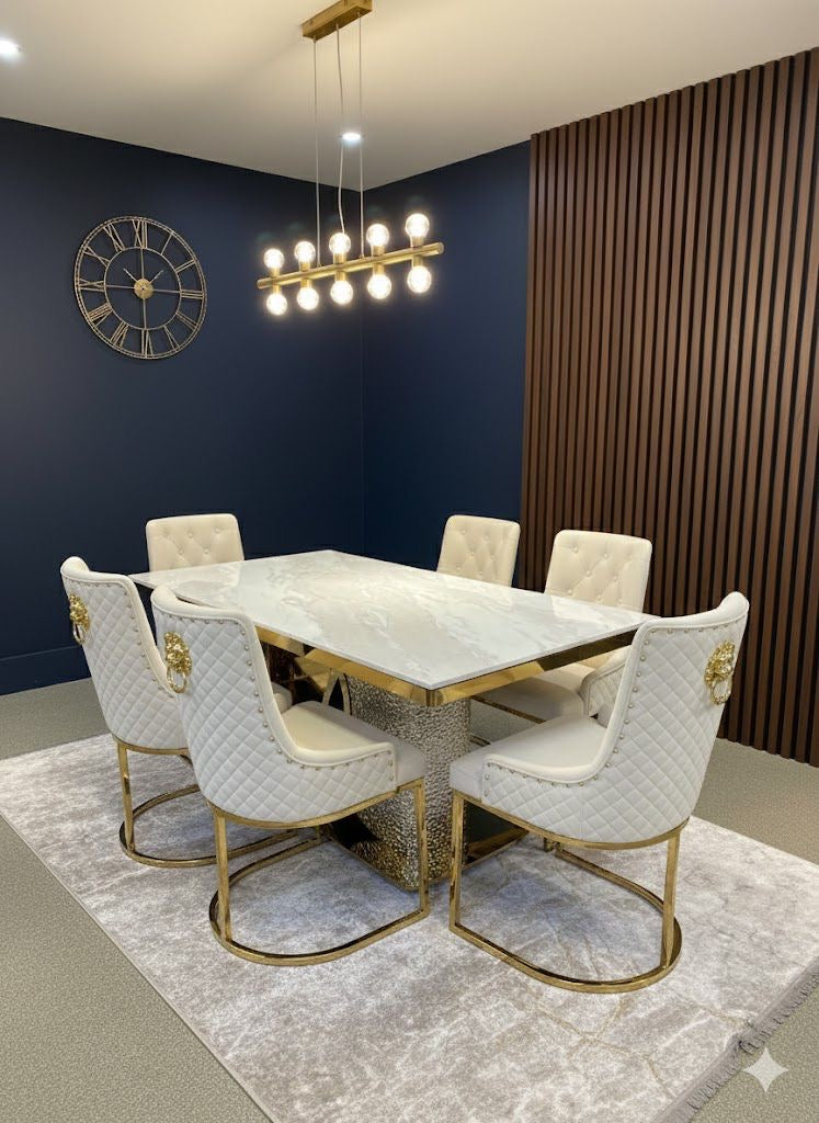 Matbord med 6 stolar